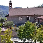 The House * Tris Elies