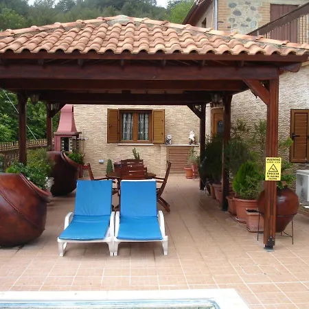 The House * Tris Elies